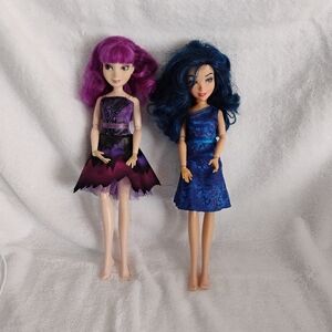 Disney Descendants 2017 Descendants 2 Mal & Evie Doll 2-Pack